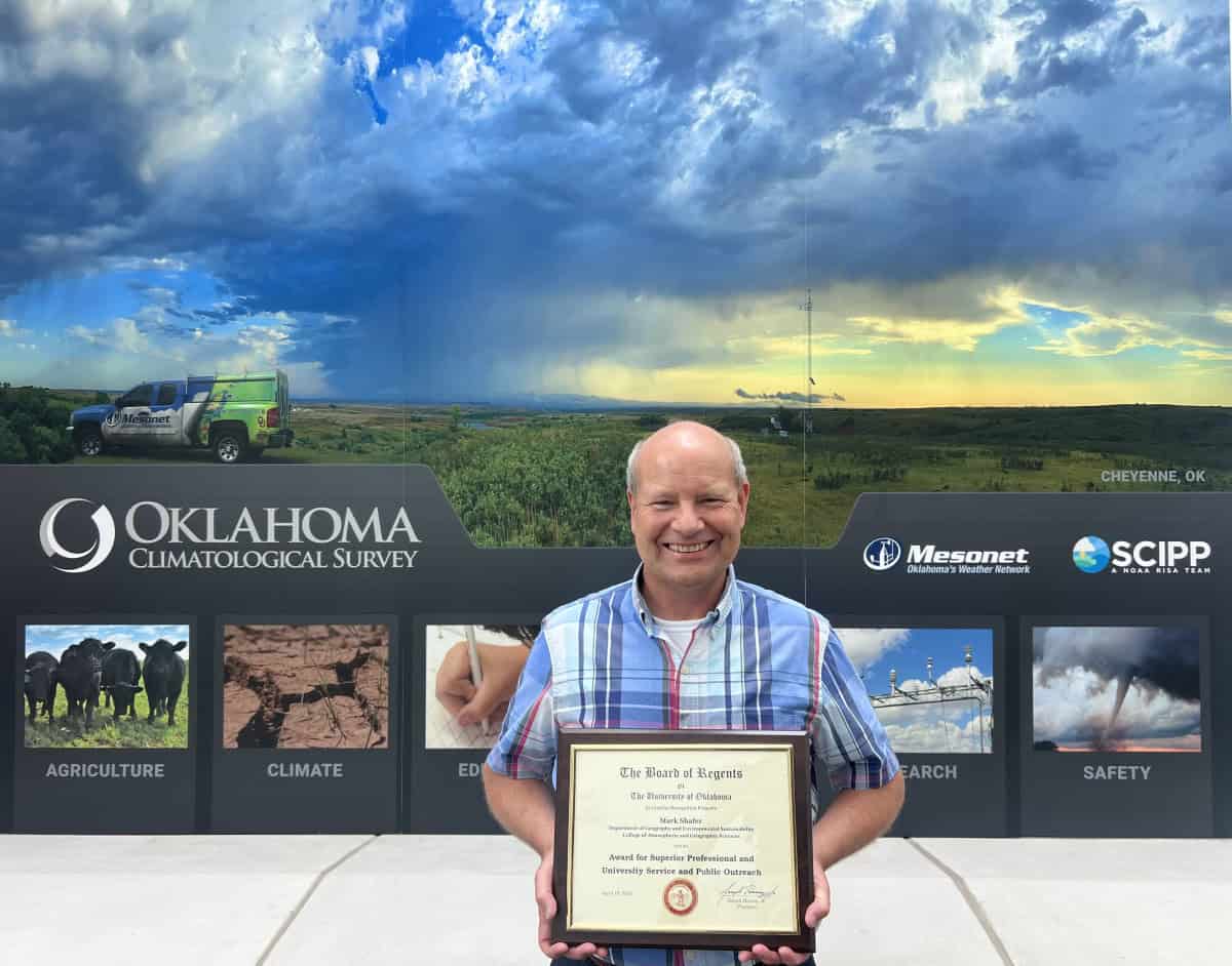 35E3A329 2726 42EB 9472 EB0CBDEFDCC2